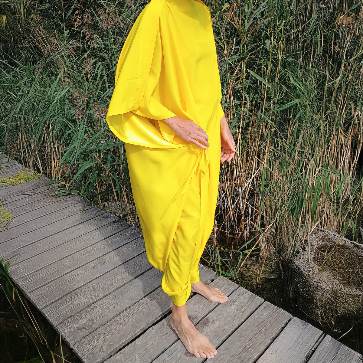 The Brilliant Dress "Ensemble" – Kleid mit Hose aus edler Seide